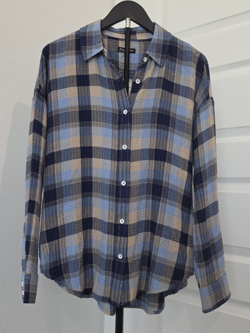Women's Plaid Button-Down Shirt in Blue & Tan - Classic Collared Top